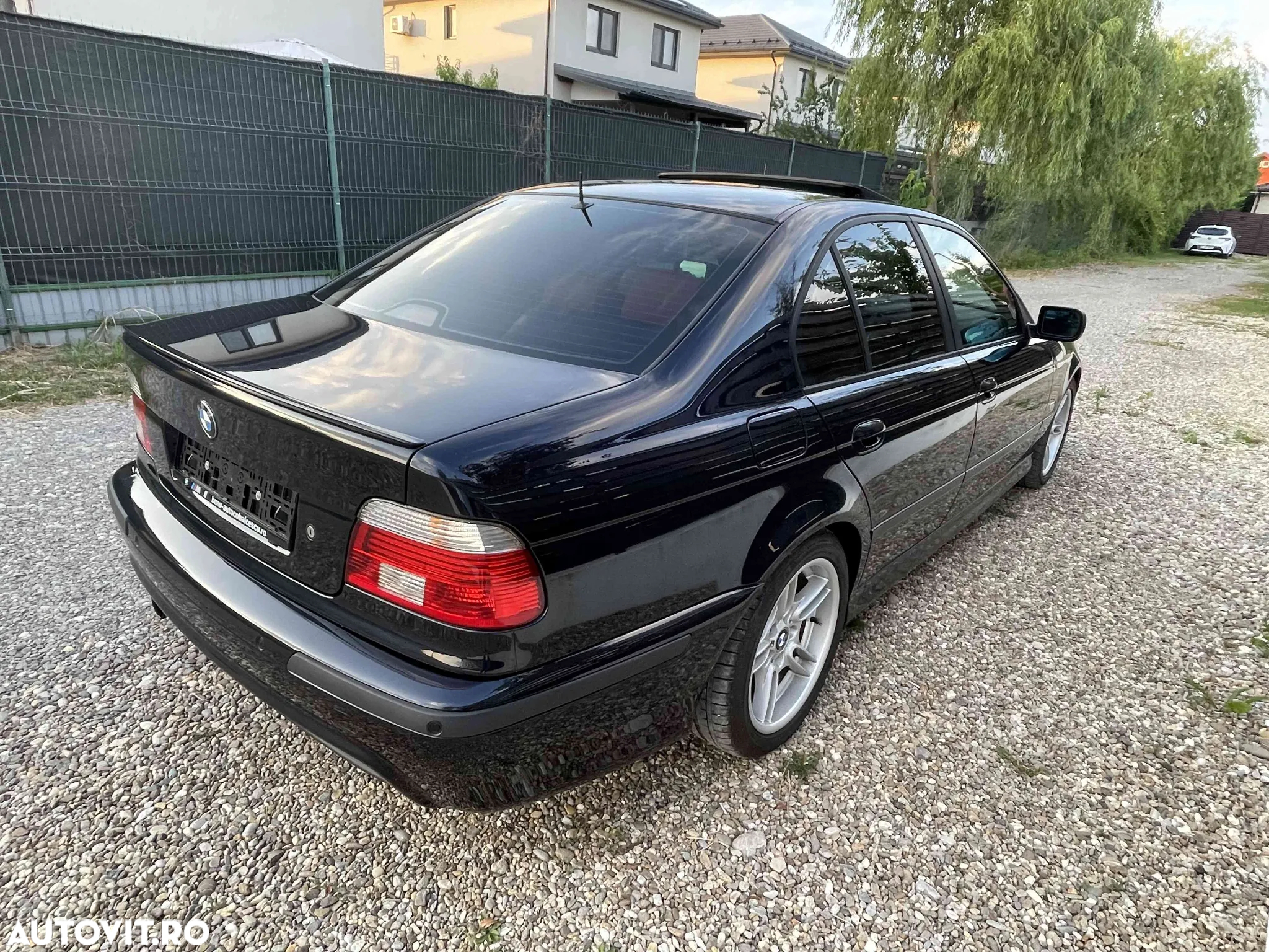 BMW Seria 5 520i - 7