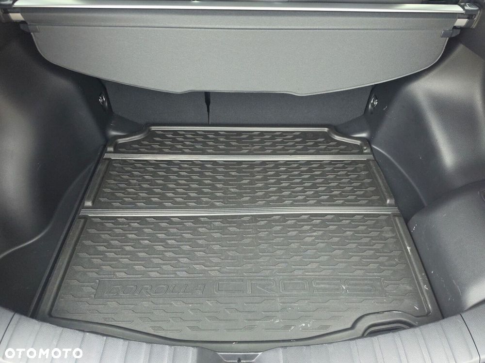 Toyota Corolla Cross 2.0 Hybrid Executive - 21