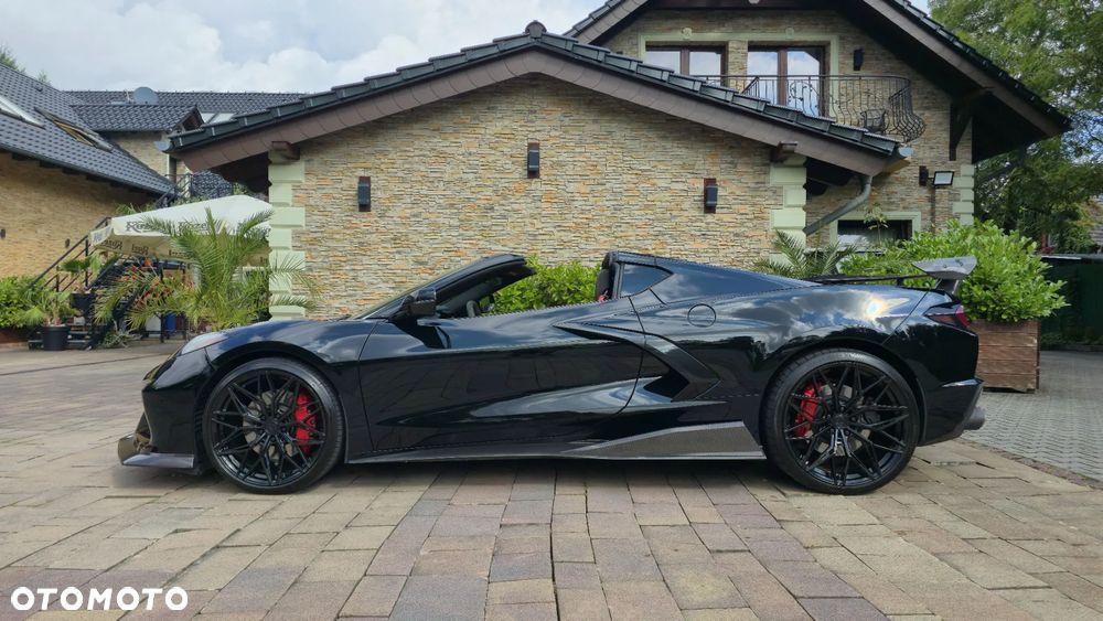 Chevrolet Corvette - 21
