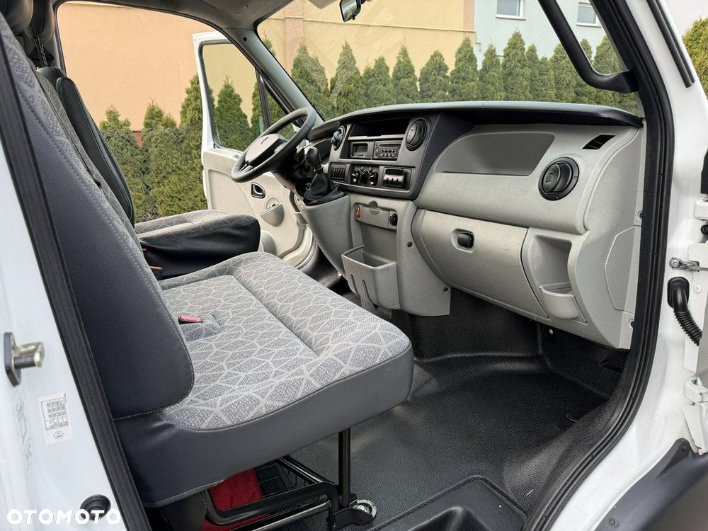 Renault Mascott - 12