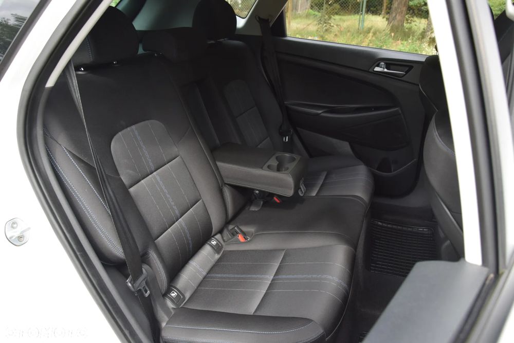 Hyundai Tucson 1.7 CRDI BlueDrive Comfort 2WD - 16