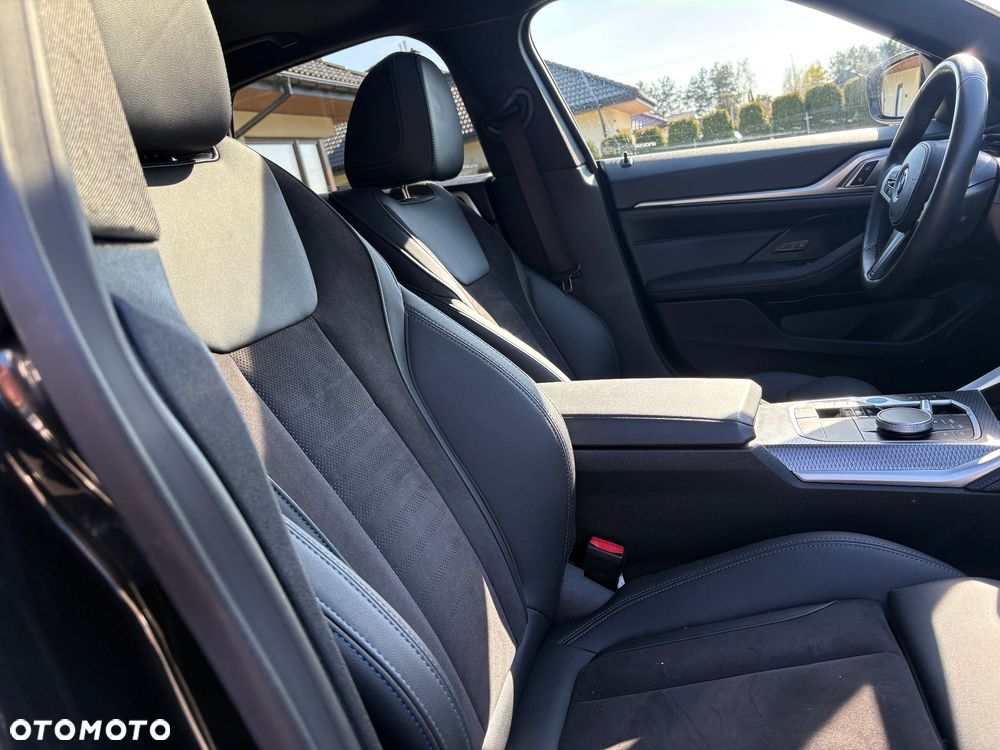 BMW i4 70.3kWh eDrive 35 M Sport Edition - 10
