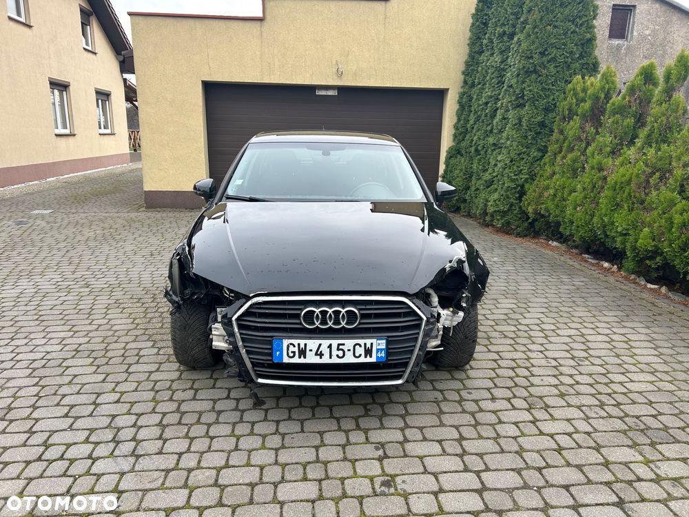 Audi A3 Sportback - 1