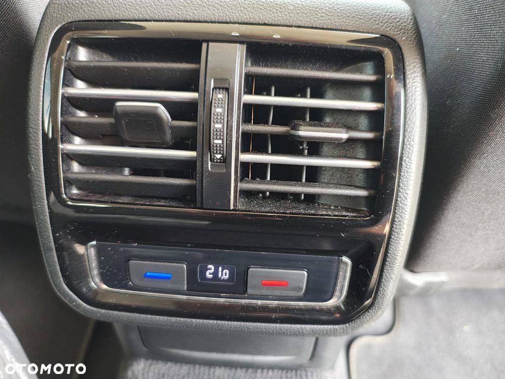 Volkswagen Passat Variant 1.8 TSI BMT Comfortline DSG - 11