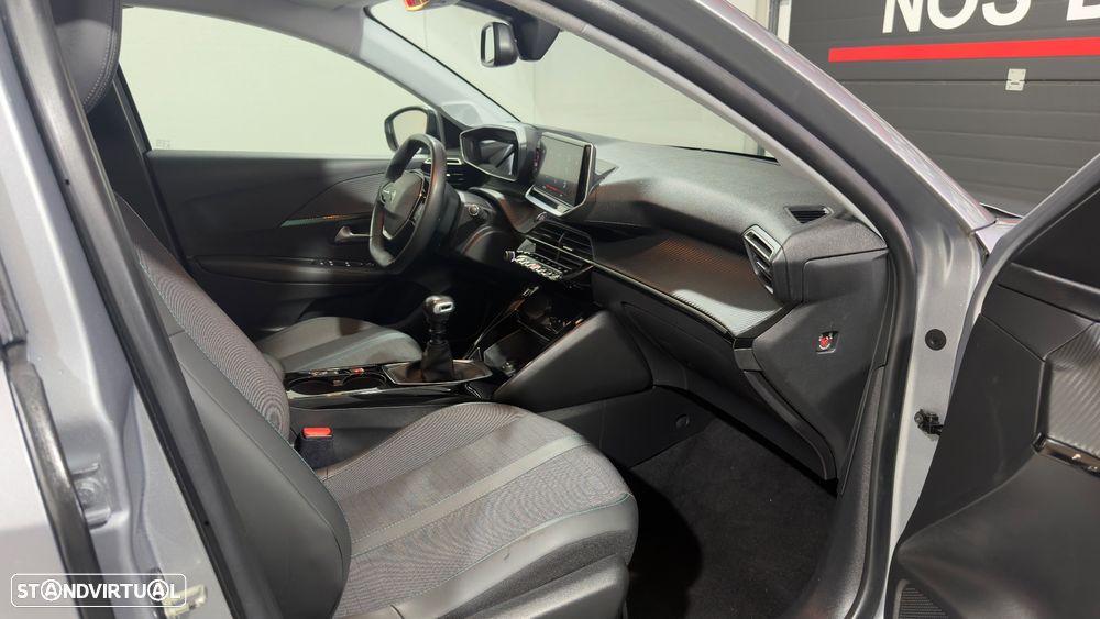 Peugeot 208 PureTech 100 Allure - 13