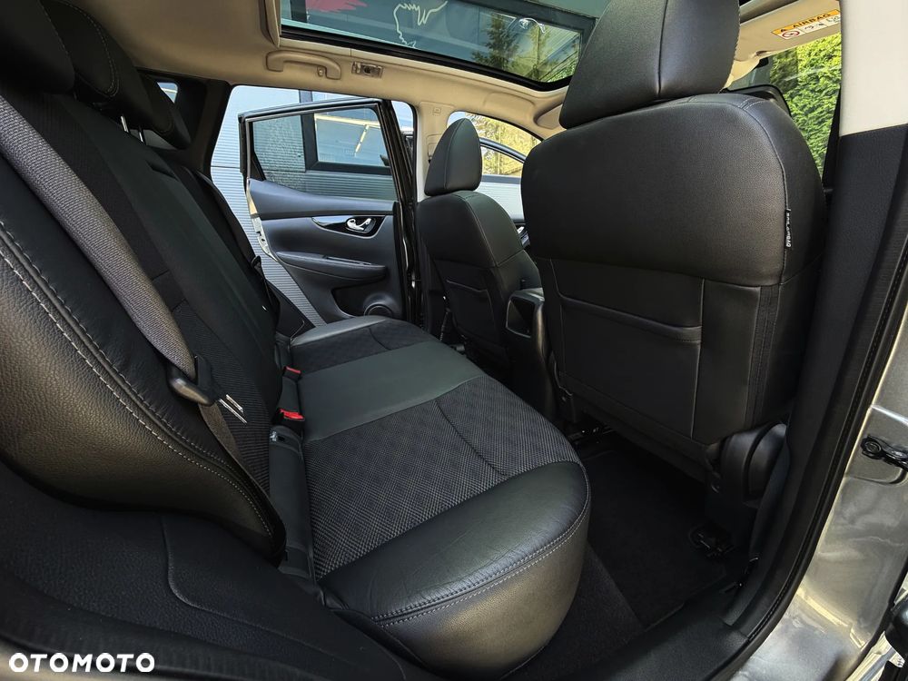Nissan Qashqai 1.2 DIG-T Tekna - 17