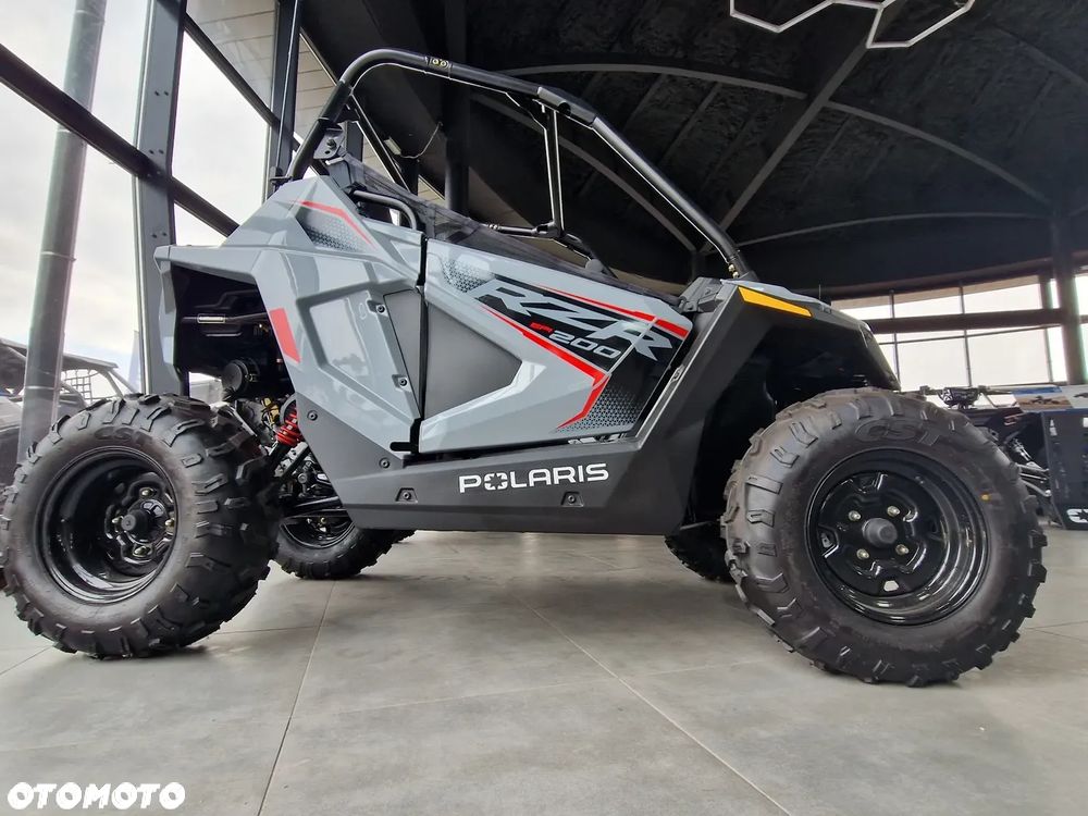Polaris RZR - 6