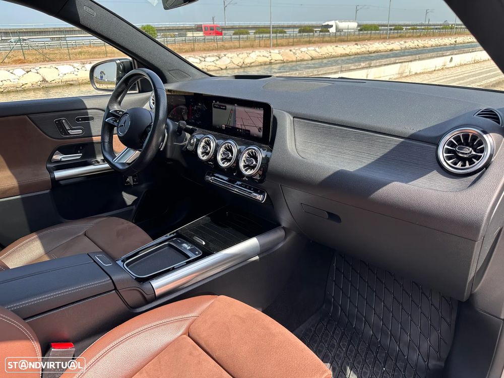 Mercedes-Benz GLA 250 e 8G-DCT AMG Line - 36