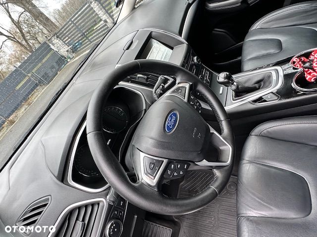 Ford S-Max 2.0 TDCi Titanium - 14