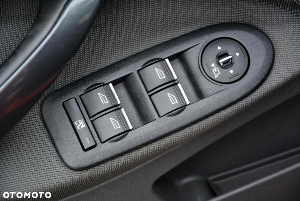 Ford Kuga 2.0 TDCi 4x4 Trend - 21