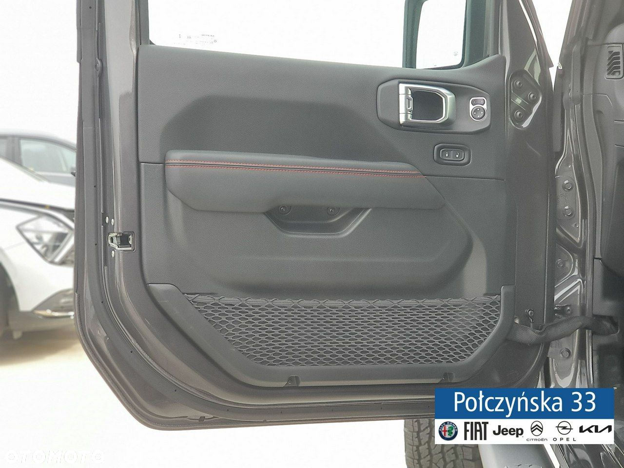 Jeep Wrangler - 13