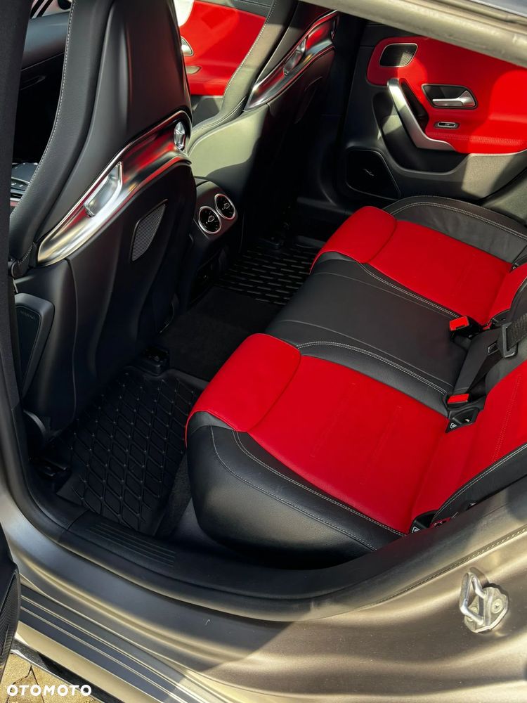 Mercedes-Benz CLA - 19