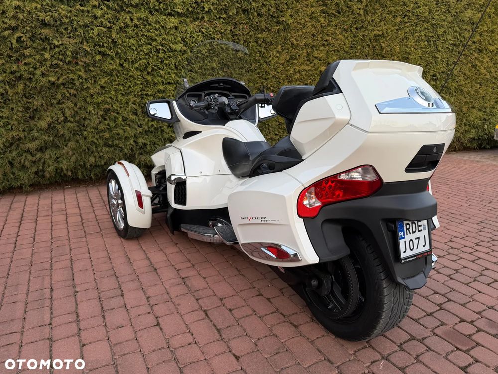 Can-Am Spyder - 5