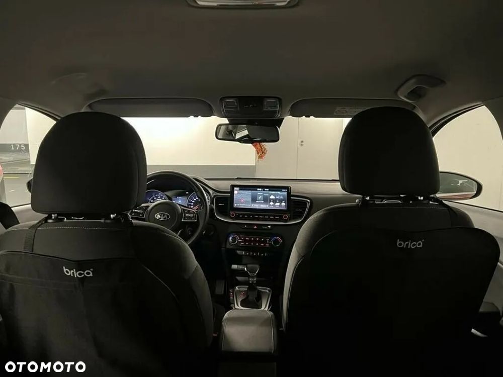 Kia Ceed - 6