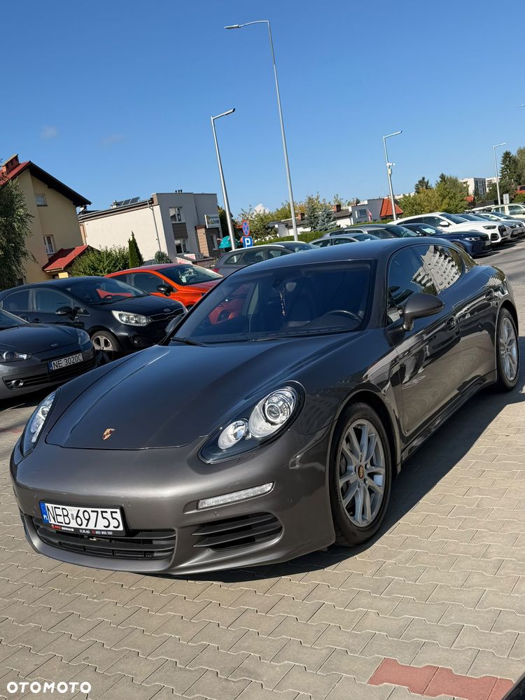 Porsche Panamera - 26