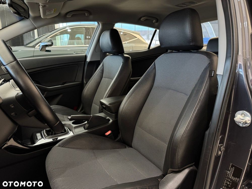 Kia Optima 1.7 CRDi L - 10