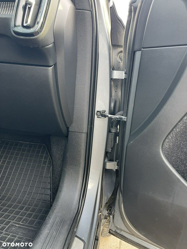 Volvo XC 40 T5 AWD Geartronic R-Design - 10