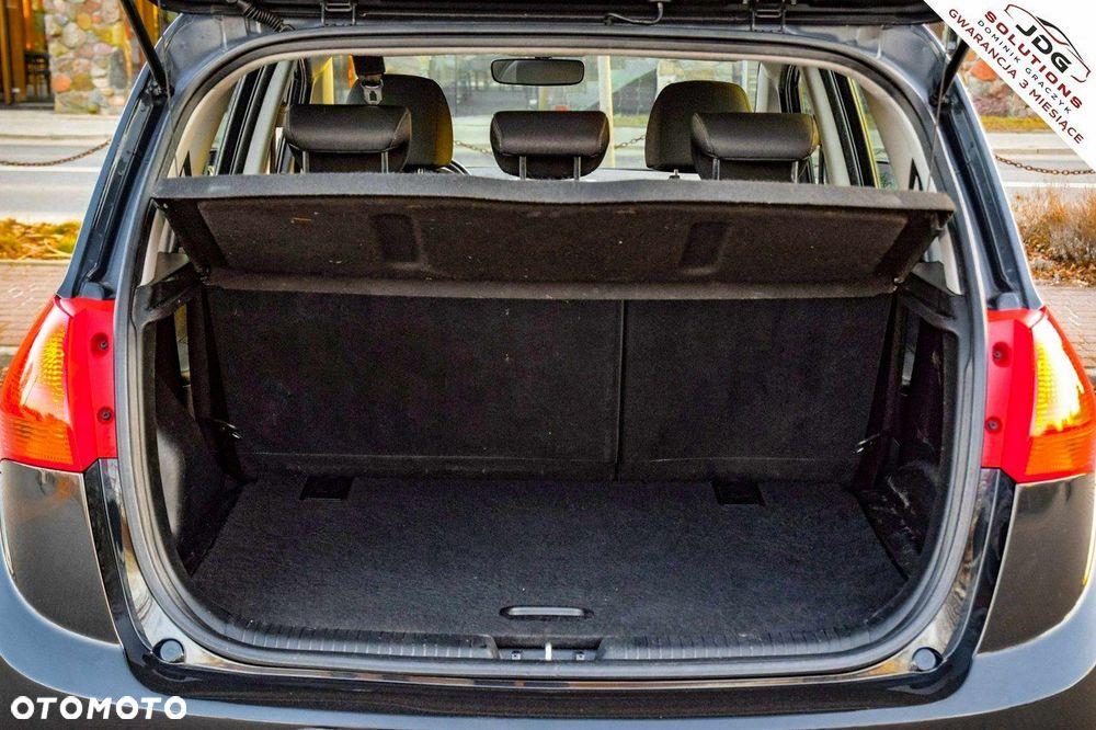 Kia Venga 1.4 CRDi 90 ISG Edition 7 - 36