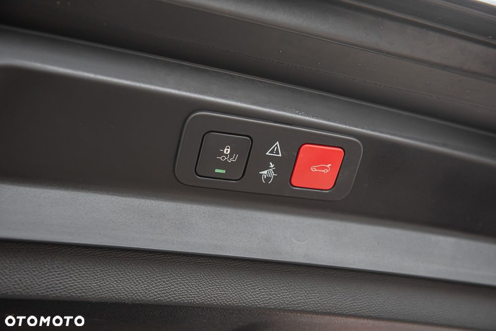 Peugeot 5008 BlueHDi 130 EAT8 GT - 31