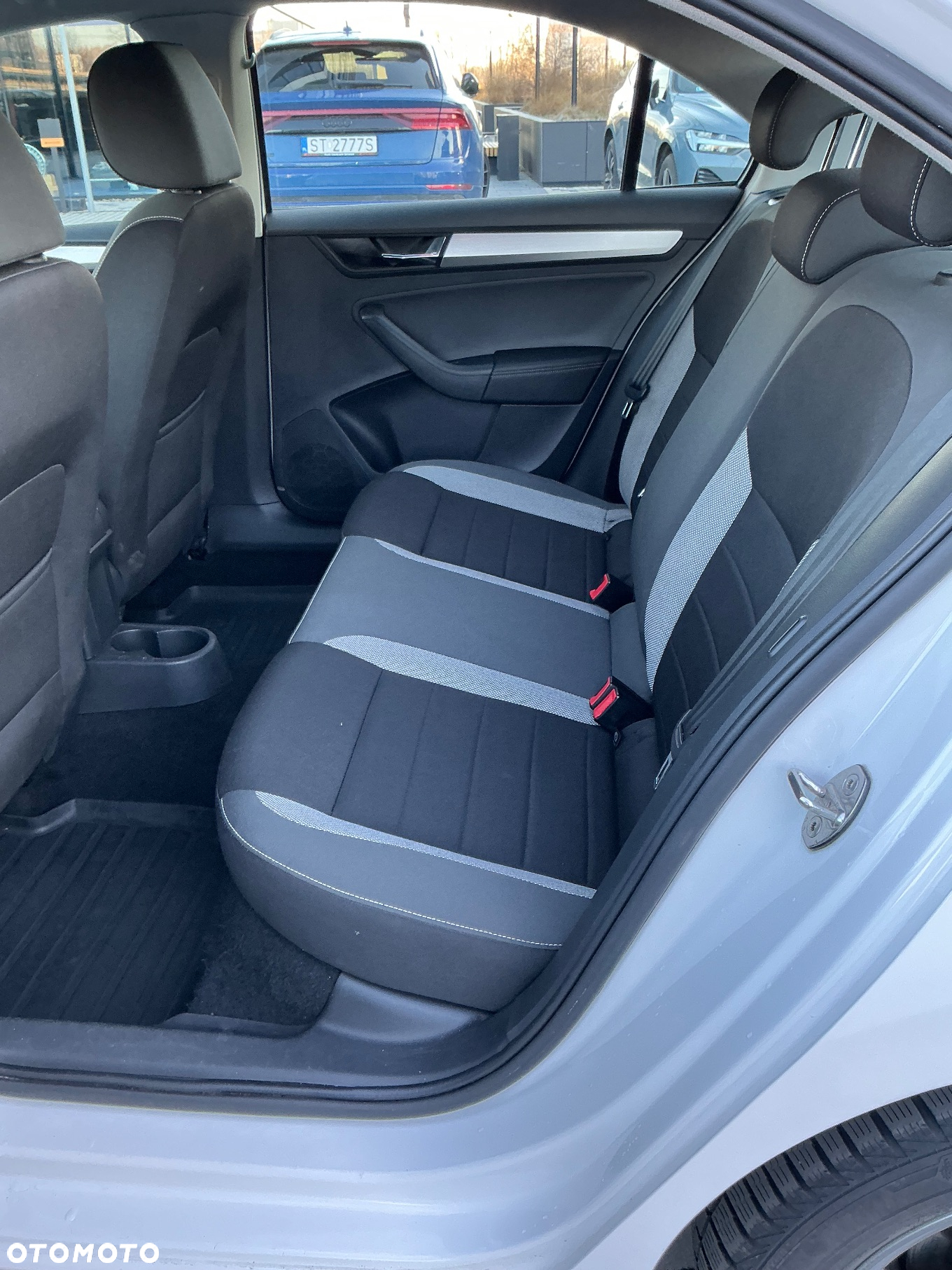 Skoda RAPID 1.0 TSI Ambition - 24