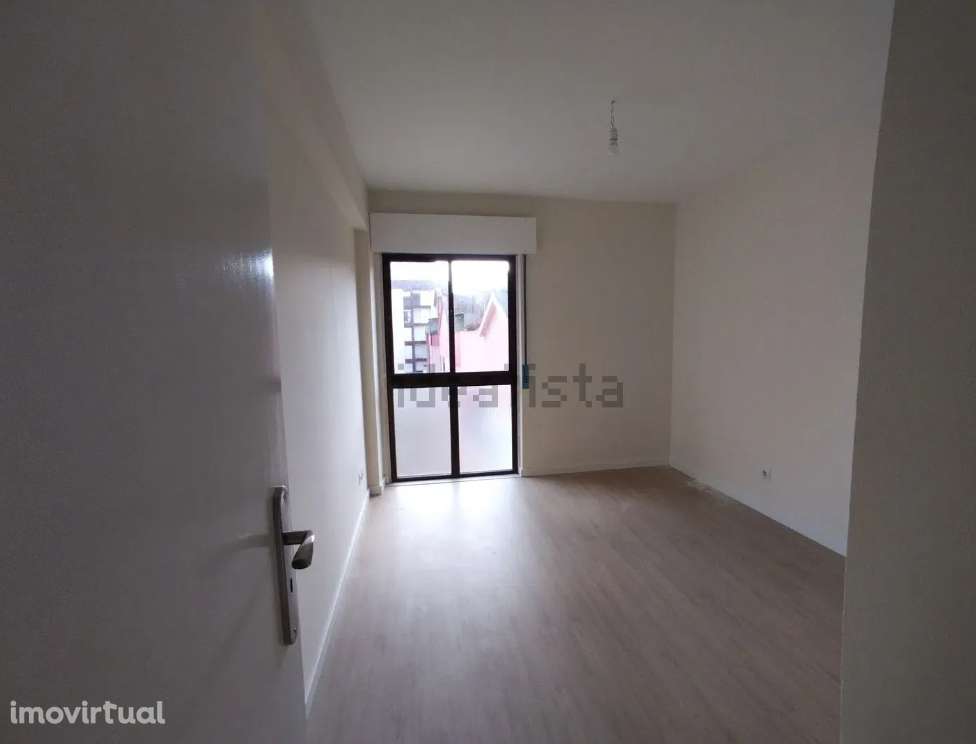 Apartamento T2 Venda em Algueirão-Mem Martins,Sintra - Grande imagem: 2/6