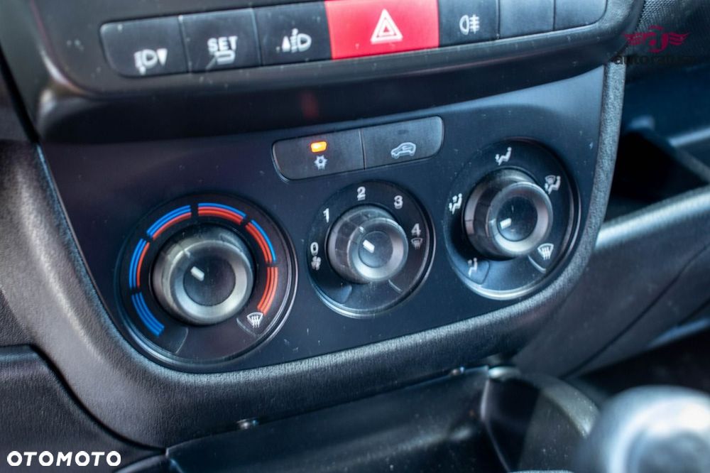 Opel Combo - 23