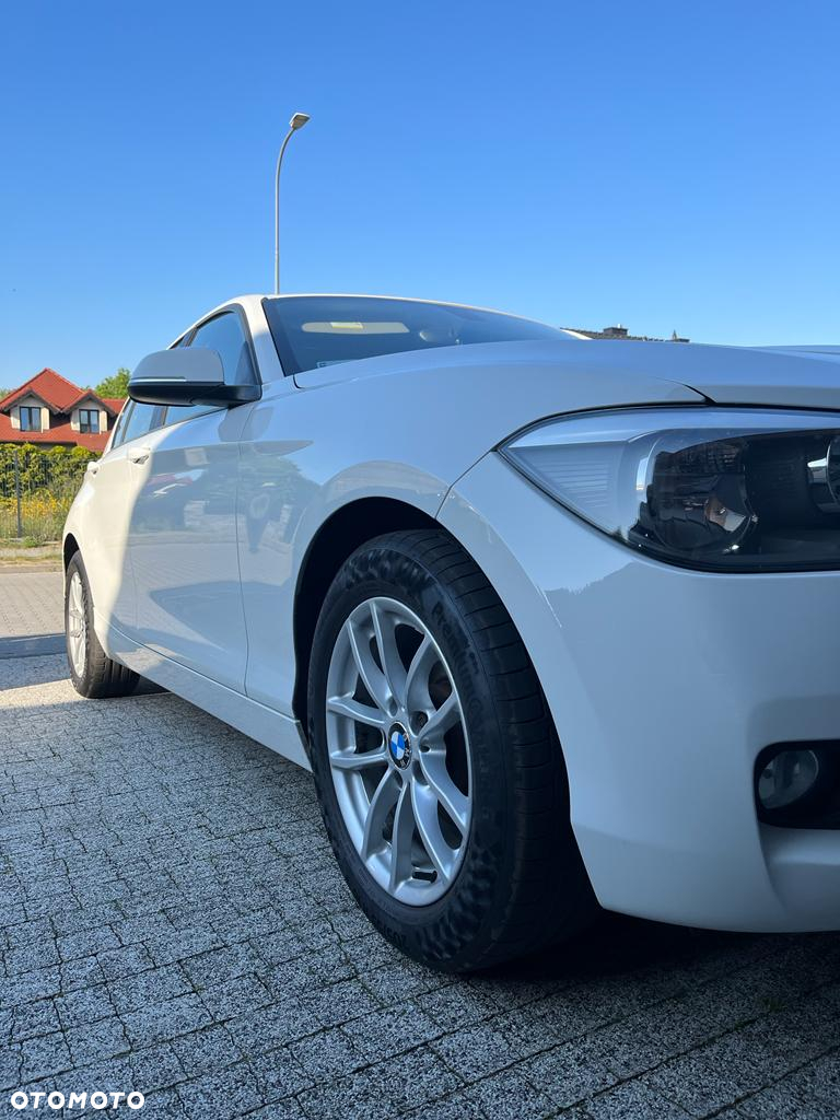 BMW Seria 1 114i - 3