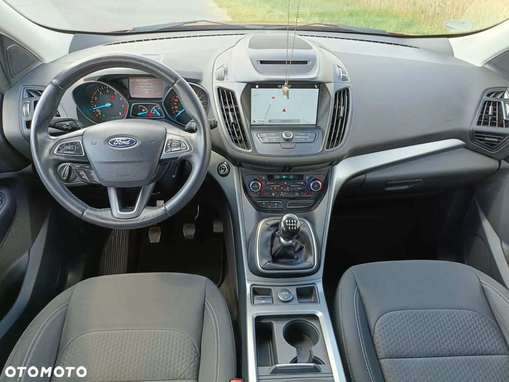 Ford Kuga - 8