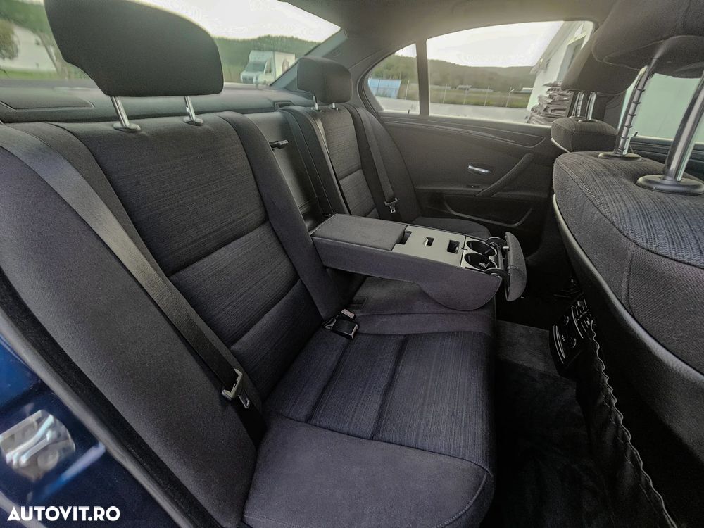BMW Seria 5 520d - 13