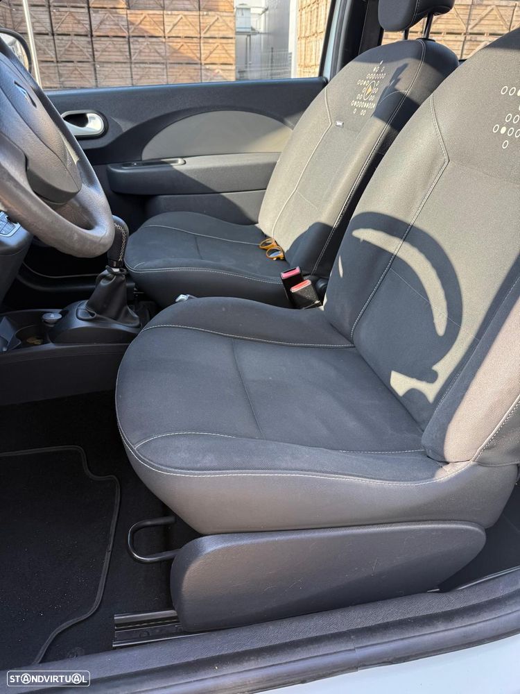 Renault Twingo dCi 75 Authentique - 9