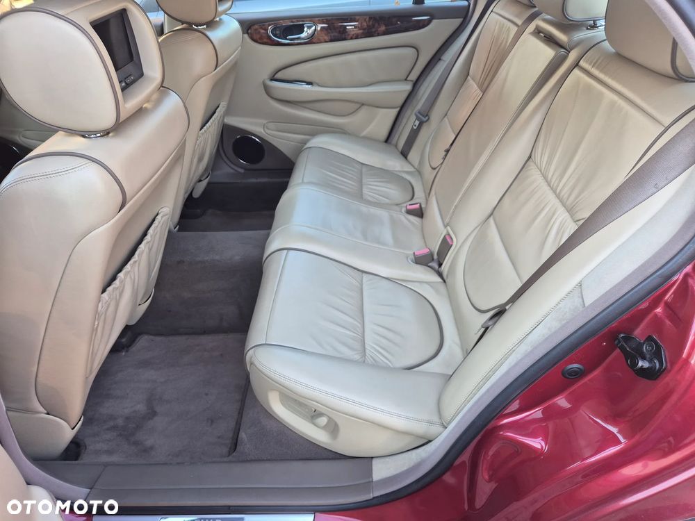 Jaguar XJ Super V8 (LWB) - 36