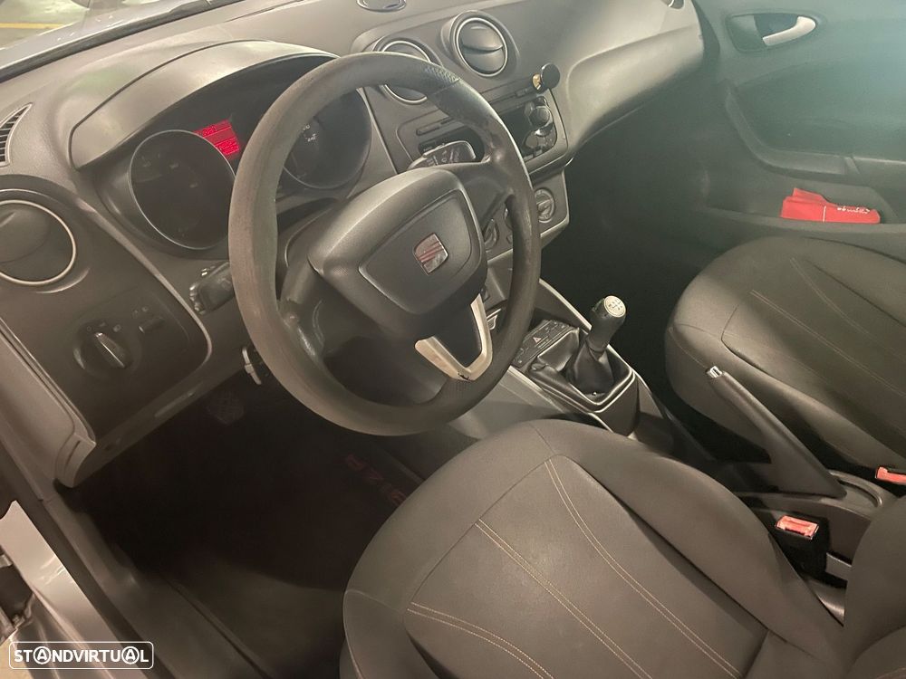 SEAT Ibiza ST - 19
