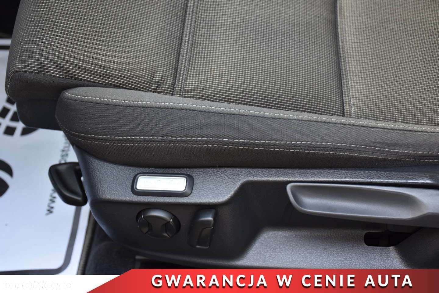 Volkswagen Passat 2.0 TDI SCR Comfortline - 21