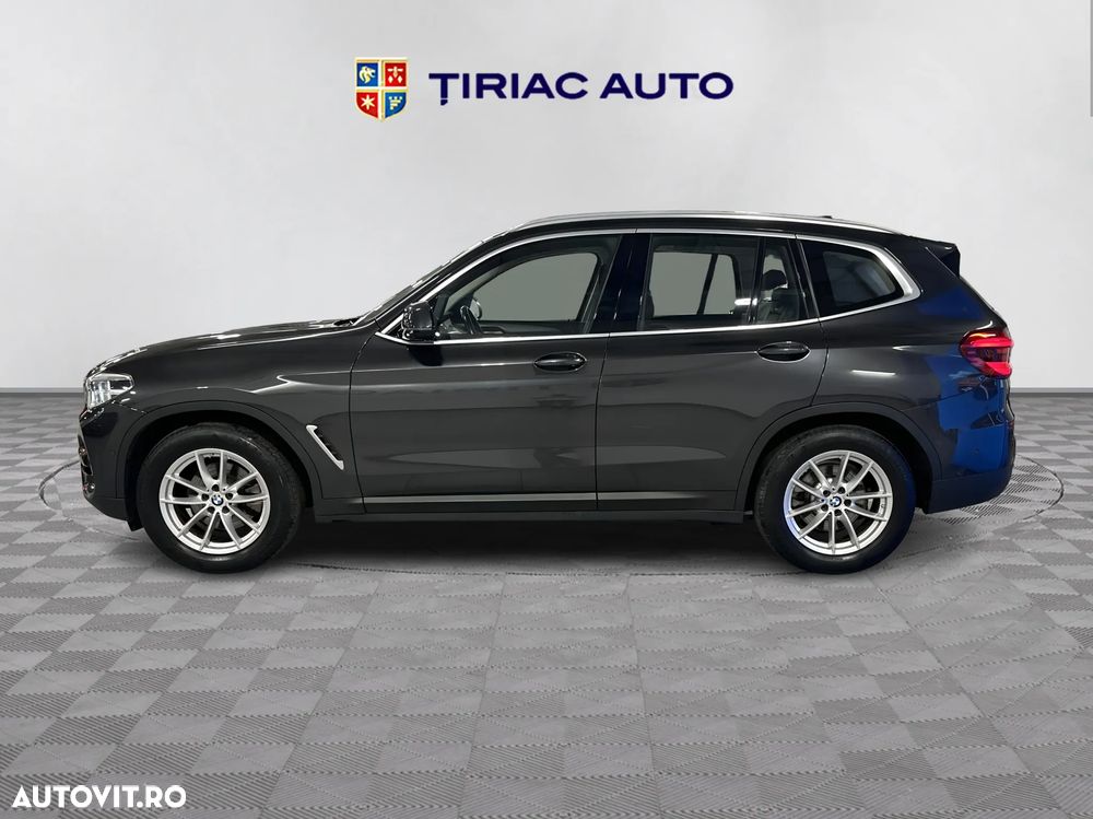 BMW X3 xDrive20i AT - 2