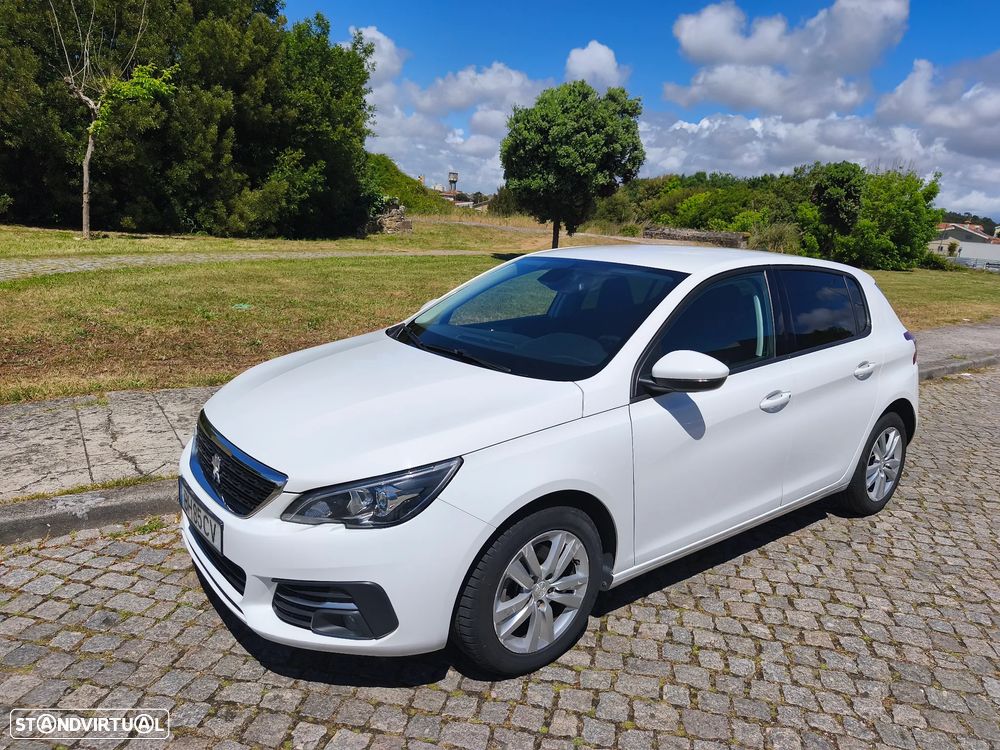 Peugeot 308 - 1