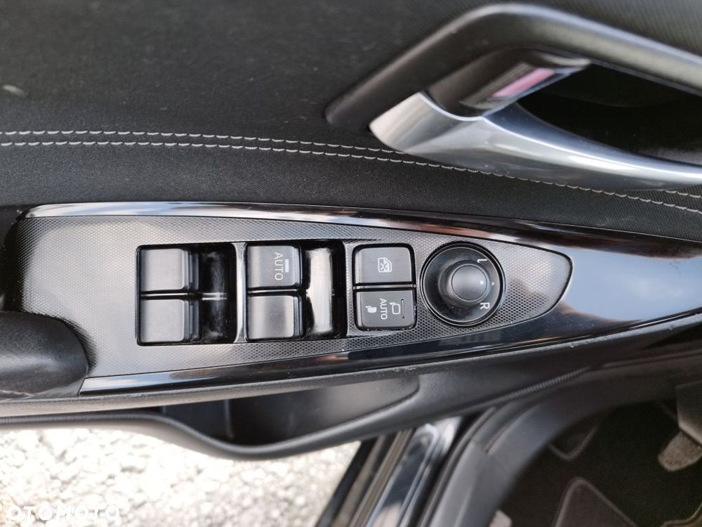 Mazda 2 SKYACTIV-G 90 KIZOKU INTENSE - 23