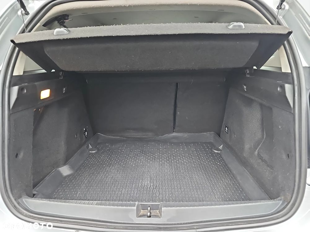 Dacia Duster 1.0 TCe Prestige - 23