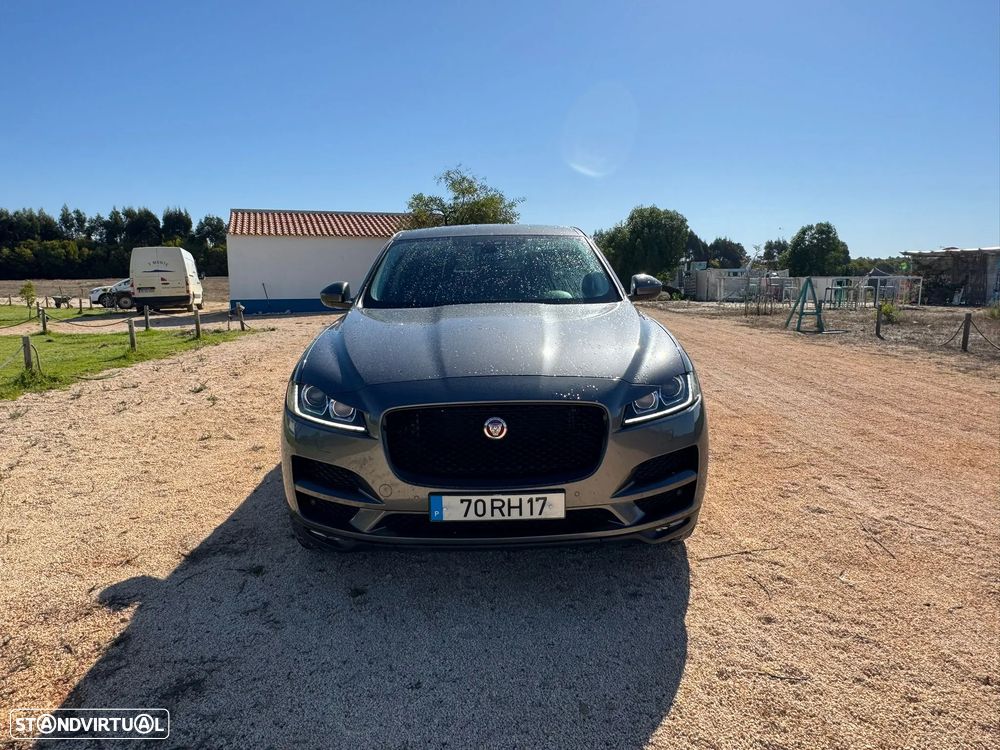 Jaguar F-Pace 2.0 i4D Pure AWD - 19