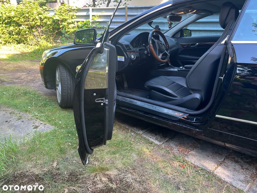 Mercedes-Benz Klasa E 350 BlueEFFICIENCY 7G-TRONIC Avantgarde - 16