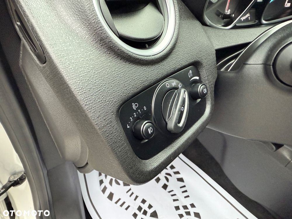 Ford Fiesta 1.25 Titanium EU5 - 13