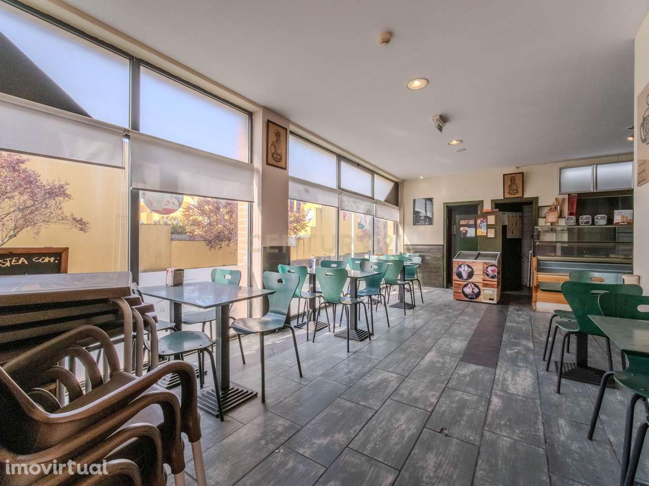 Loja com Potencial de Transformação em T3 na Senhora da Hora! - Grande imagem: 5/27