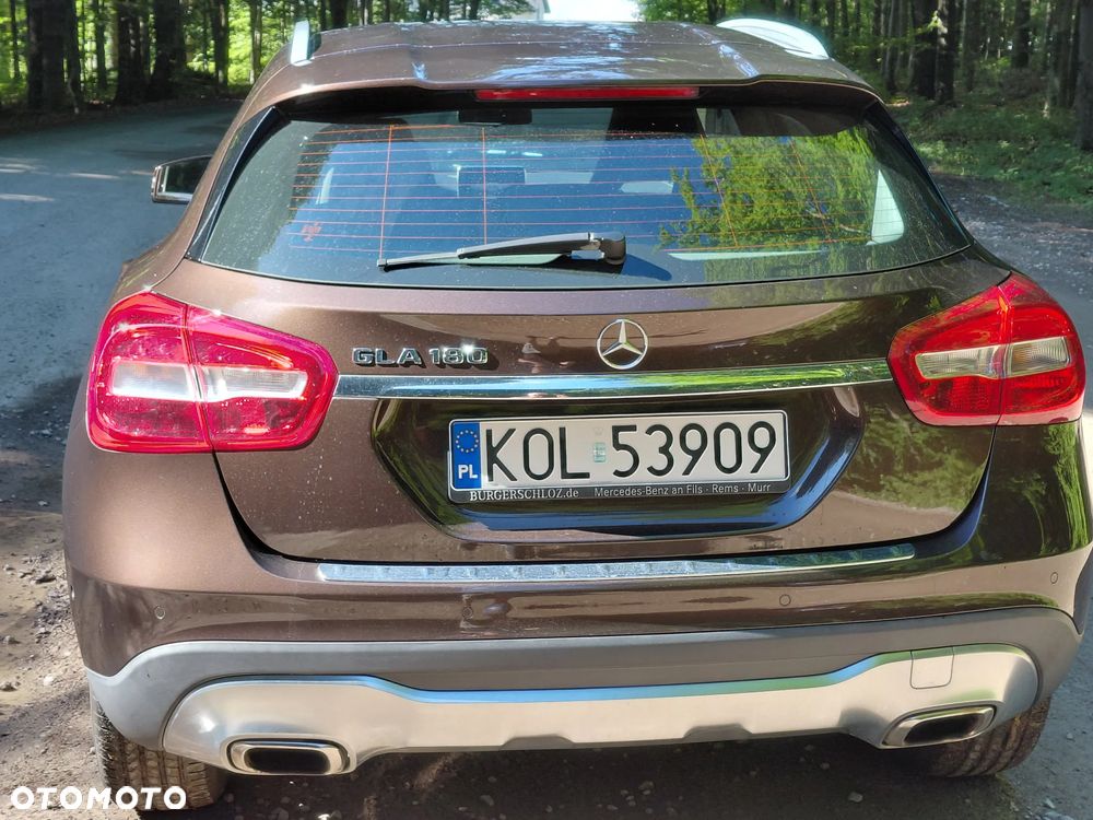 Mercedes-Benz GLA 180 Style - 5