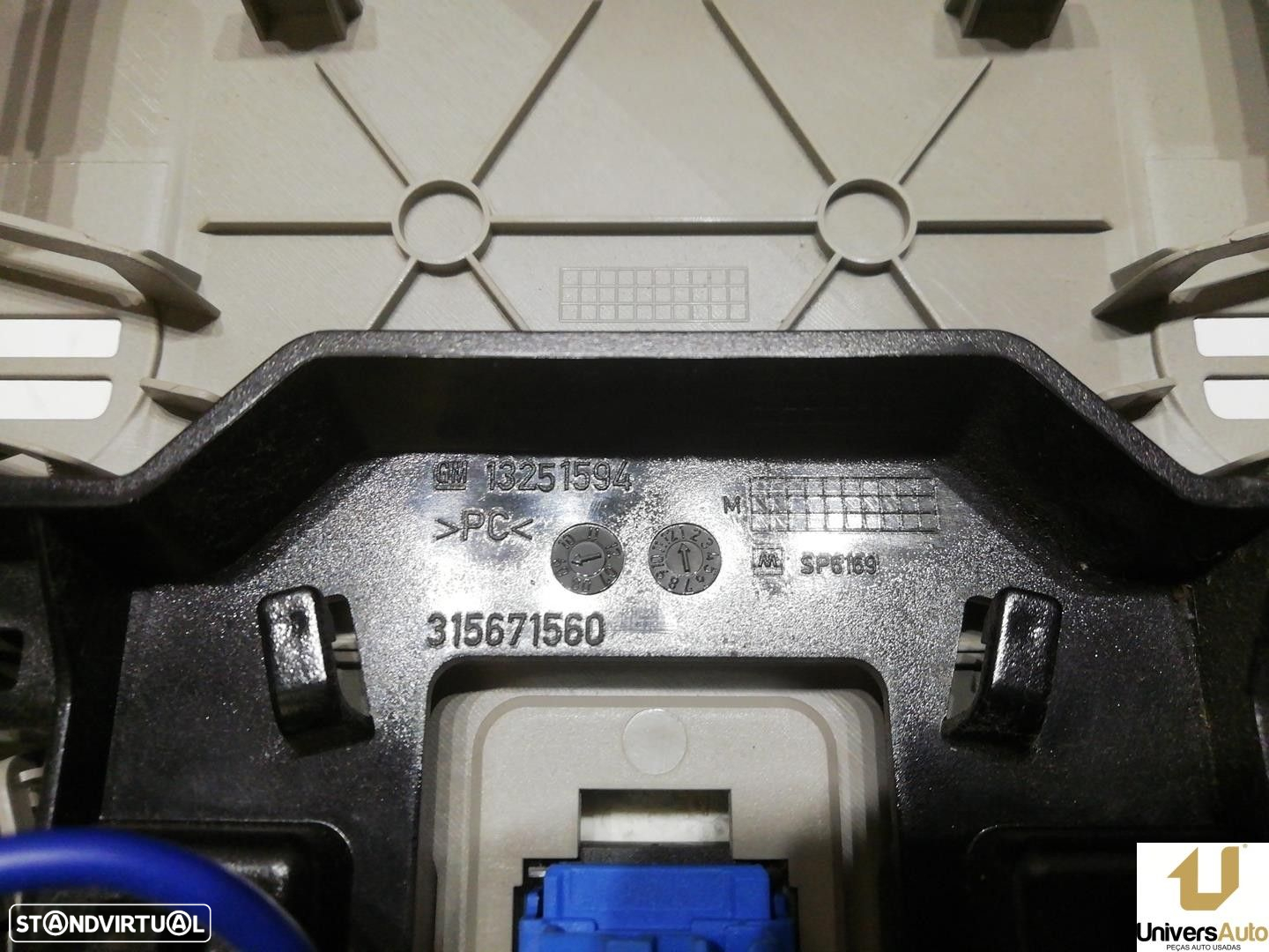 LUZ INTERIOR OPEL INSIGNIA A 2010 -13309524 - 4