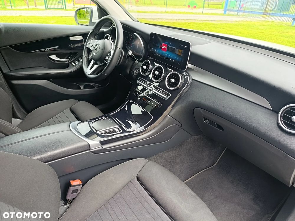 Mercedes-Benz GLC 220 d 4Matic 9G-TRONIC - 18