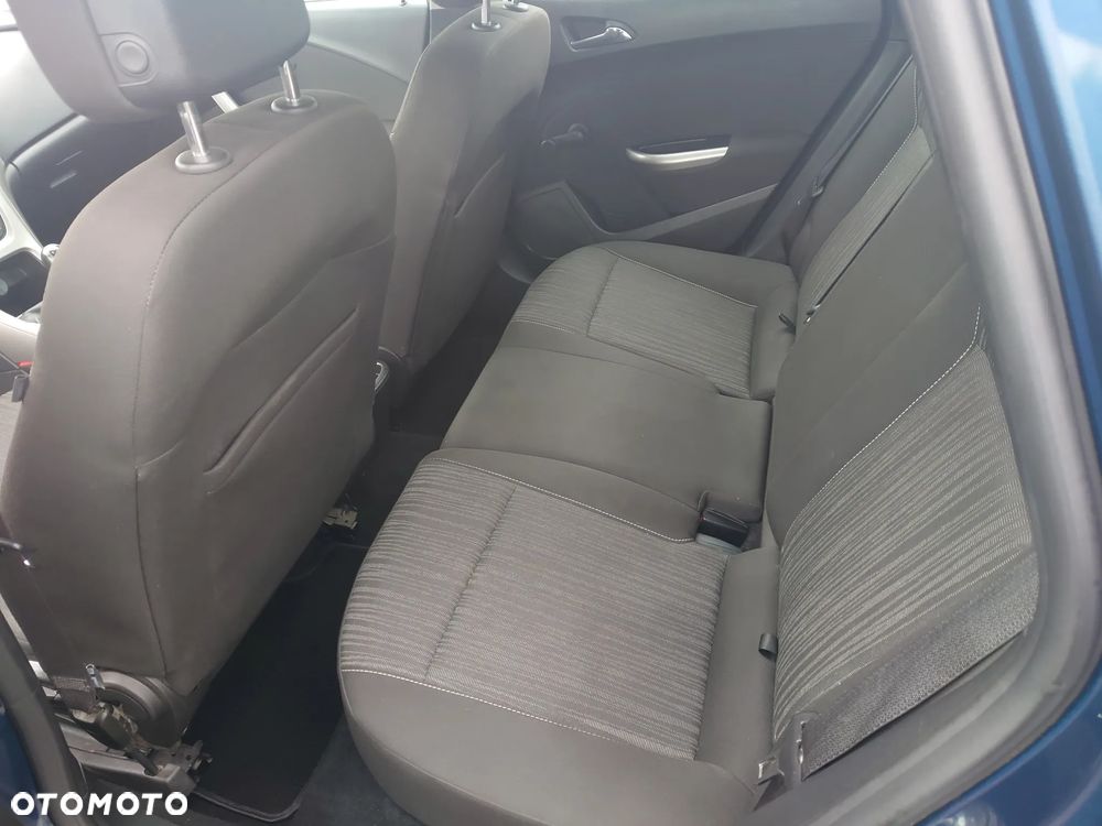 Opel Astra 1.4 Turbo Color Edition - 8