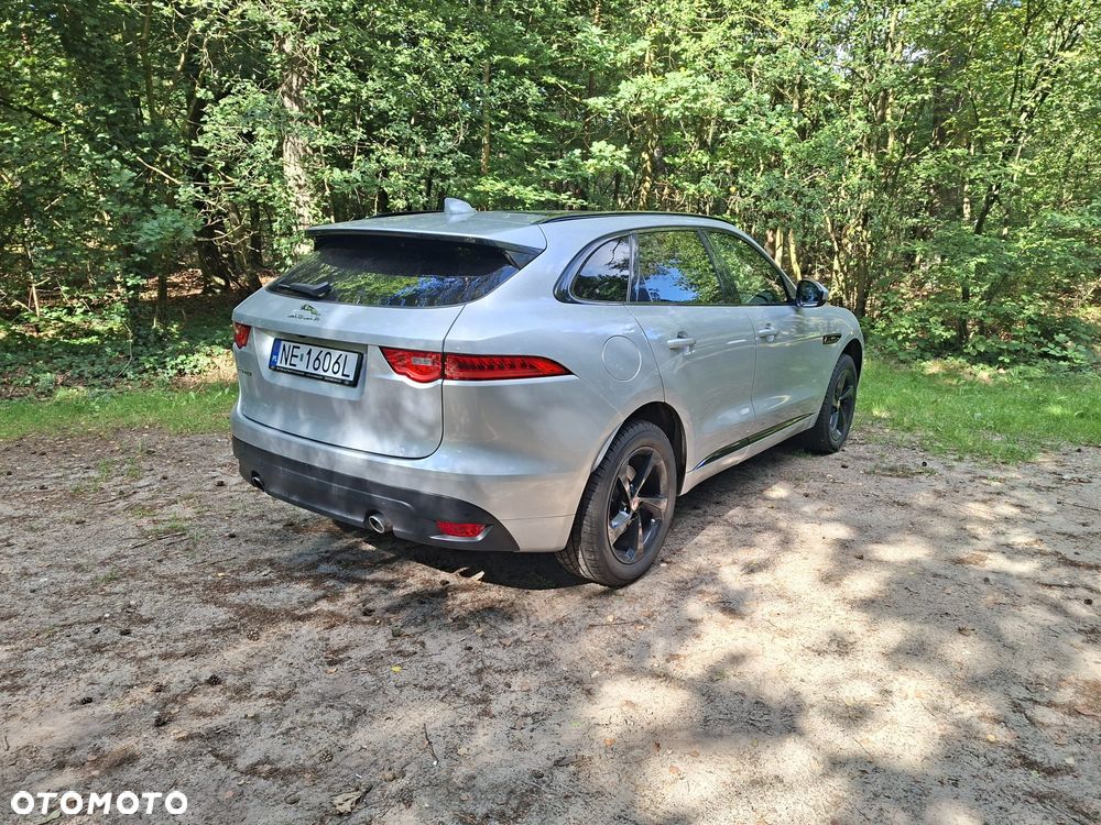 Jaguar F-Pace 2.0 i4D AWD R-Sport - 8