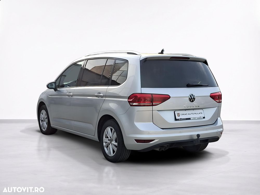 Volkswagen Touran - 5