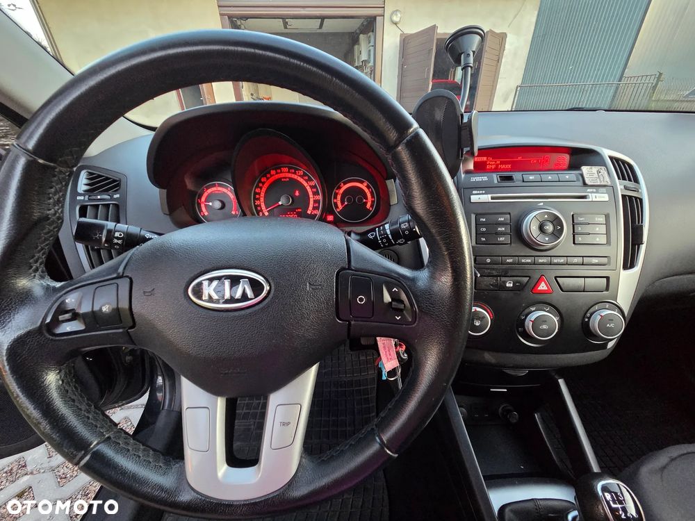 Kia Ceed - 2