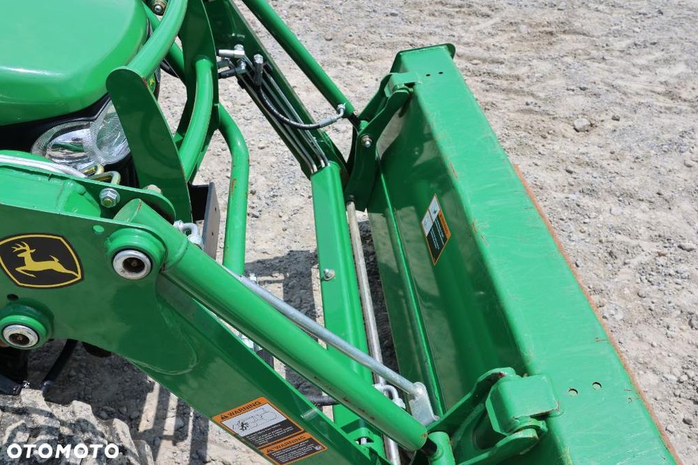 John Deere 2520 - 28