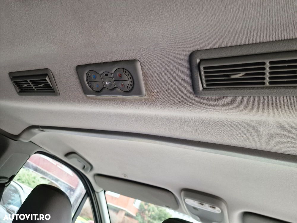 Renault Trafic Grand Passenger L2H1 Authentique - 10